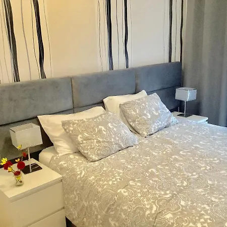 Bridge Apartment Park River Апартаменты *
